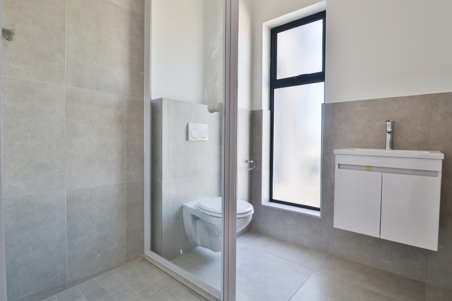 3 Bedroom Property for Sale in Honeydew Country Estate Western Cape